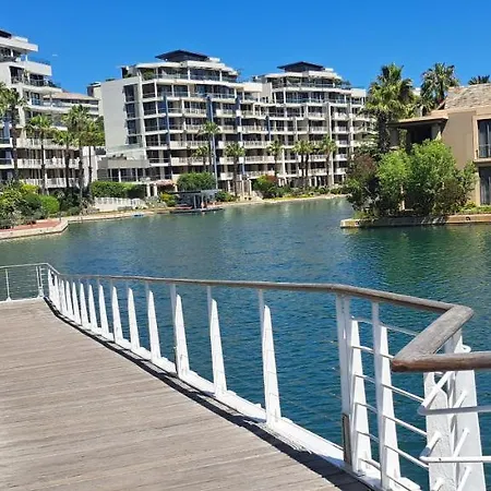 V&A Waterfront Marina Family Apartment 201 Altmore Cape Town Exterior photo