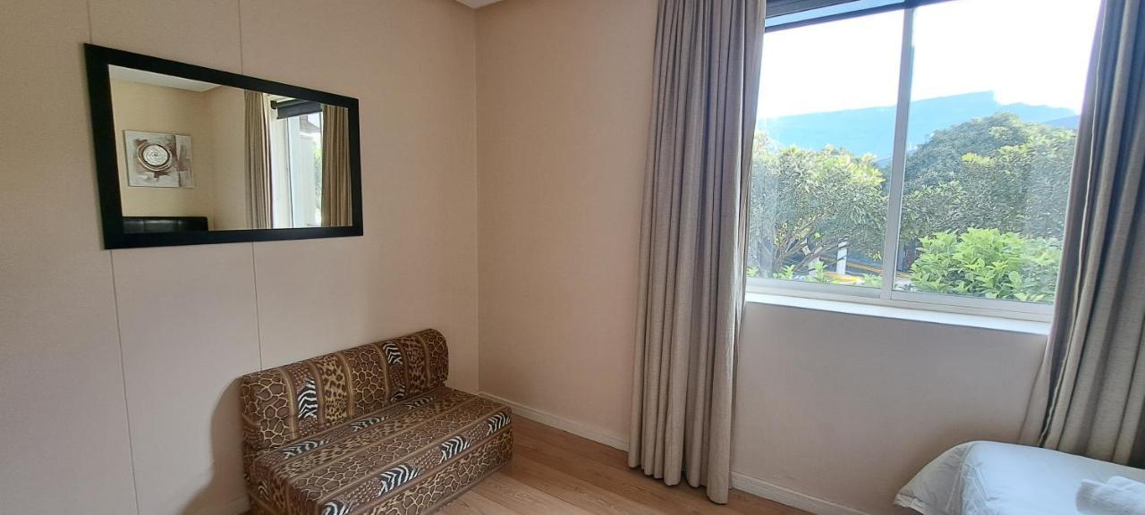 V&a Waterfront Marina Family 201 Altmore Apartment